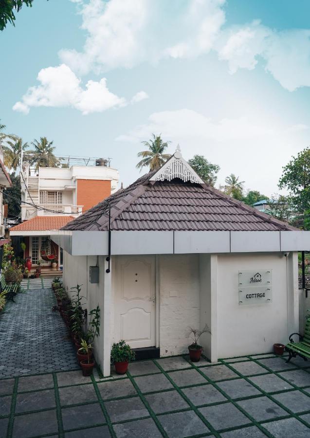 Adams Cottage Kochi Exterior foto